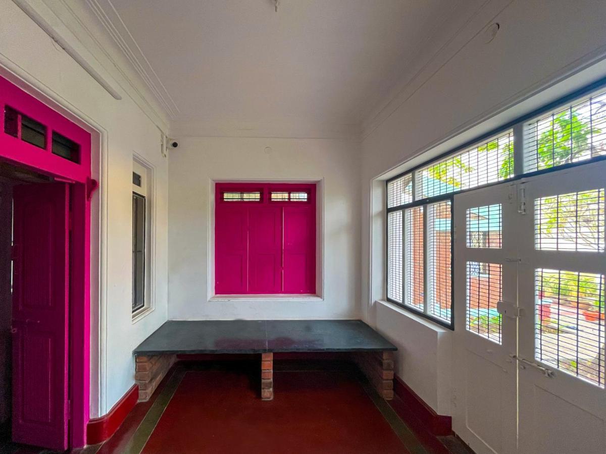Rahees Bi Roambay - Backpacker Hostel Mysore Extérieur photo