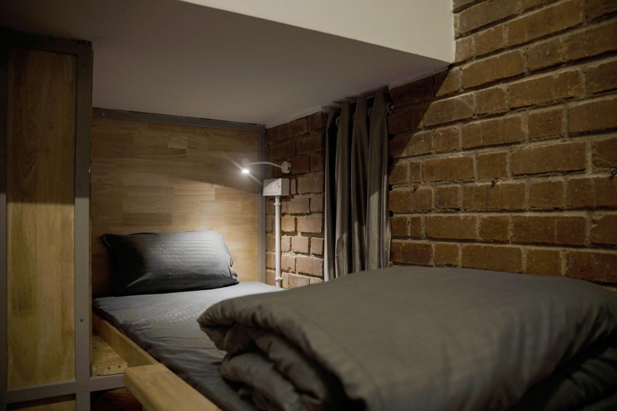 Rahees Bi Roambay - Backpacker Hostel Mysore Extérieur photo